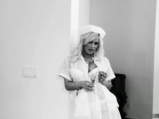 Sexual nurse Shyla Stylez dirty xxx scene