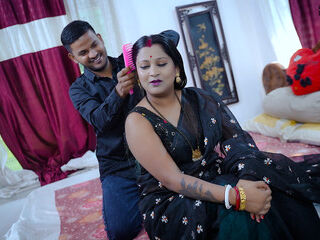 Desi Indian StarSudipa Bhabhi Seduces her Devar when her husband not at home ( Hindi Audio )