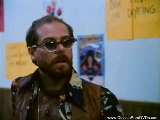 Kinky Three Way With Ultra-Kinky Retro Stunners