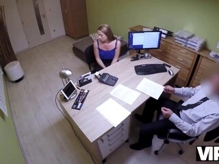 She-is-ready-for-everyting office fuck