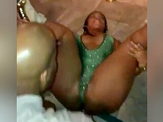 Snap Chat - Club Booty