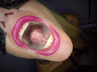 Cum-Thirsty Naughty Mom Shell Drain Every Drop