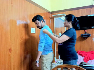 Hot Indian desi girls ladies tailor was measuring the boy seeing shop empty they had sex..