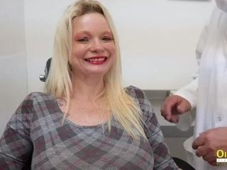 'OldNannY British Mature Threesome Sex Toying'