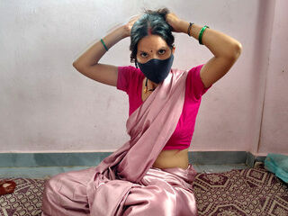 Indian desi bhabhi fucked in saree