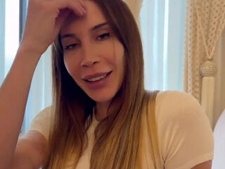 Friend's hot mom made the time at her place exciting POV