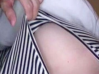 Let`s play with frustration mom