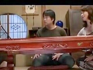 A charming mom japonse seduced young man