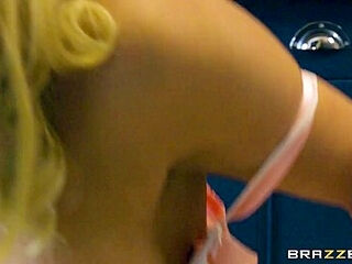 Spanking My Best Friends Mom - BrazzersNetwork