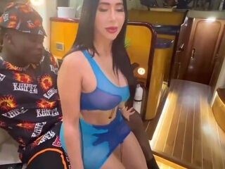 Delicious latina PAWG smashes BBC like there is no tomorrow