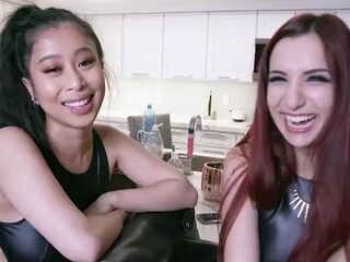 three hot best friends share a bwc 2