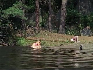 Mircea Monroe: Sexy Bikini Girl - Pterodactyl