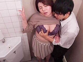 Iqqq-032 Rin Ogawa, A Married Woman Teacher Who Gets 10