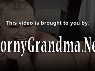 Skanky gran gets pussy eaten out