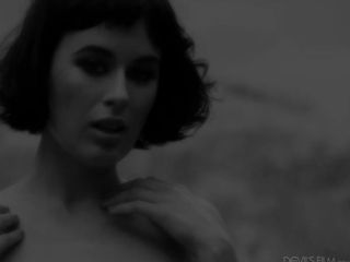 Hairy Whore In Action - Olive Glass