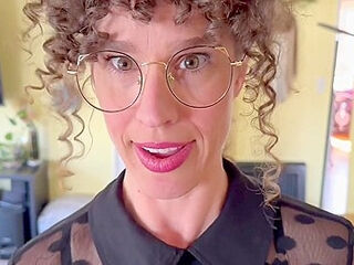 Hot Caught Stepmom Keeps Stepson Quiet