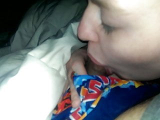 Plumper housewife deep throating my knob