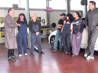 German mechanic get a pile of comes in one day#4