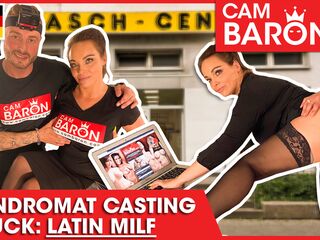 COUGAR Priscilla: Public oral pleasure & pre-romping! Cambaron.com