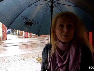 GERMAN STEPMOTHER PICKED UP AND BOINKED AT ANTIQUE STREET AUDITION