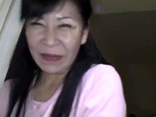 49yr old Granny Maki Shikano receives Creamed (Uncensored)