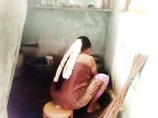 desi aunty When cleaning dishes blowjob