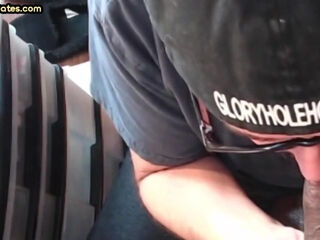 Gloryhole gaydaddy gives head to BF in homemade closeup