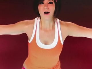 Korean cougar jung da yeon workout