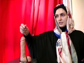 'Arab Mistress Hates You and Humiliates You (short) Ø§Ù„Ø¥Ø°Ù„Ø§Ù„ Ø§Ù„Ø¬Ù†Ø³ÙŠ'