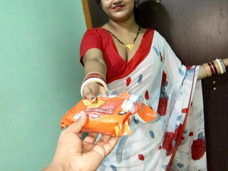 Pados ki bhabhi Diwali ki mithai leke aayi - desi fantasy