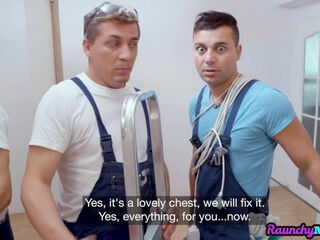 Busty mature lady fucked in pierced pussy in MMF 3some