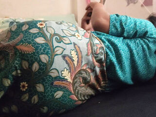 Nepali Girlfriend Want Thulo lado 8 Inch .Nepali girlfriend.